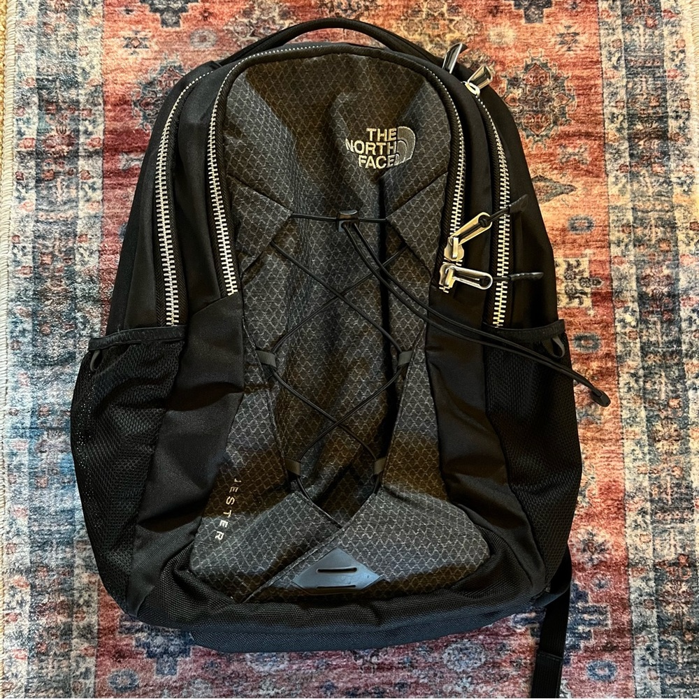 The North Face Jester Backpack 28-liter